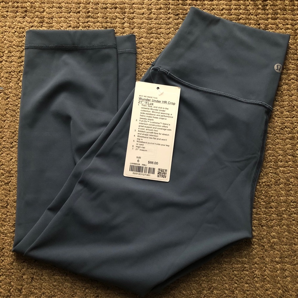 NWT wunder under high rise 21” crop iron blue - Picture 2 of 4